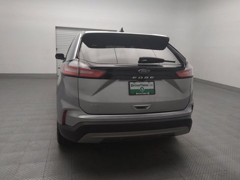 Used 2021 Ford Edge SEL image 6