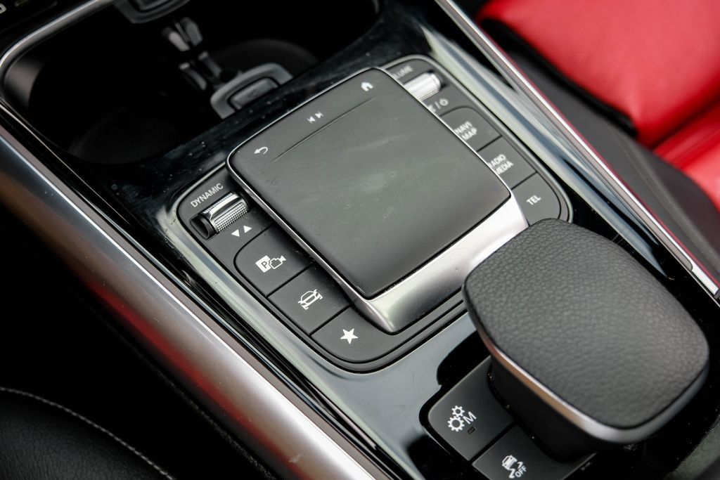 Used 2022 Mercedes-Benz GLA 45 AMG 4MATIC w/ Parking Assistance Package image 29