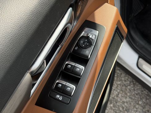 Used 2024 Kia Telluride SX Prestige X-Pro AWD/4WD image 15