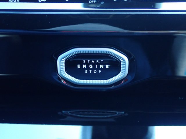 New 2027 Jeep Grand Cherokee Limited AWD/4WD image 24