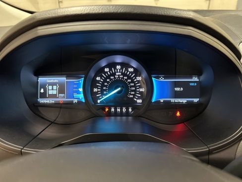 Used 2023 Ford Edge SEL image 20