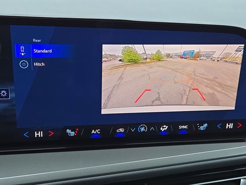 New 2026 Chevrolet Traverse LT image 34