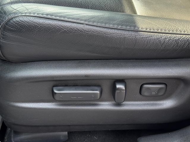 Used 2020 Honda Pilot Touring image 13