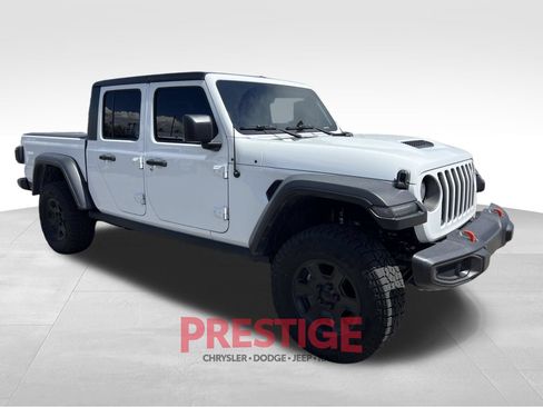 Used 2023 Jeep Gladiator Mojave w/ Cold Weather Group AWD/4WD image 5