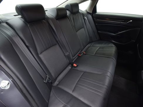 Used 2018 Honda Accord EX-L image 23