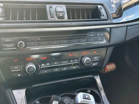 Used 2012 BMW 528i xDrive Sedan image 22