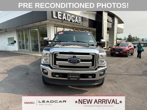 Used 2015 Ford F250 XLT w/ XLT Premium Package AWD/4WD image 8