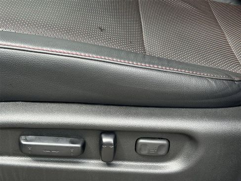 Used 2026 Honda Ridgeline Black Edition image 13