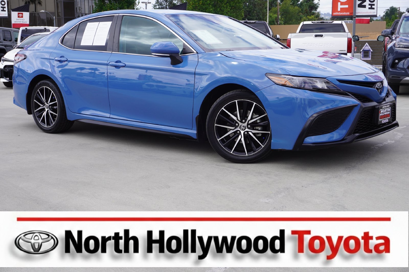 Certified 2024 Toyota Camry SE FWD image 1