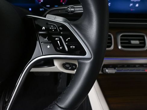 Certified 2026 Mercedes-Benz GLE 350 4MATIC image 11
