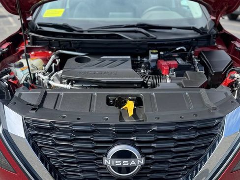 Used 2023 Nissan Rogue S AWD/4WD image 11