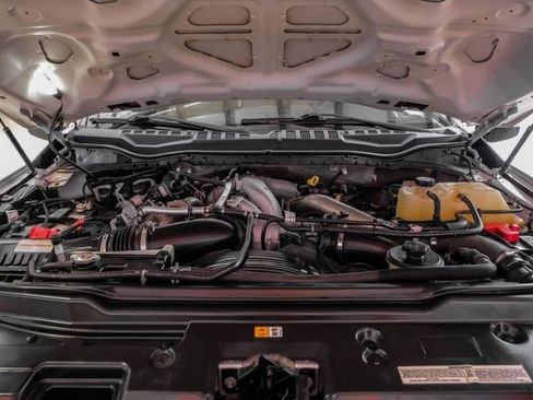 Used 2020 Ford F350 Lariat w/ Lariat Ultimate Package image 7