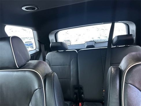 Used 2023 Chevrolet Traverse Premier w/ Redline Edition image 23