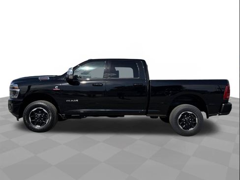 Used 2025 RAM 2500 Laramie AWD/4WD image 2