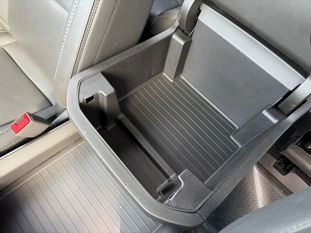 Used 2025 GMC Yukon Denali AWD/4WD image 28