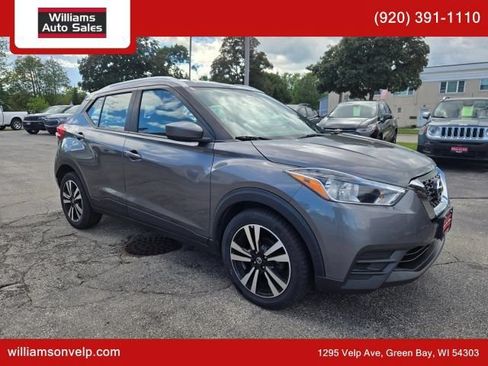 Used 2020 Nissan Kicks SV FWD image 1