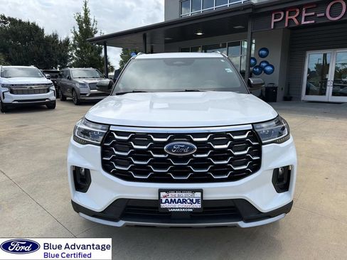 Used 2025 Ford Explorer Platinum RWD image 4