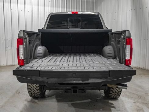 Used 2019 Ford F250 Platinum w/ Platinum Ultimate Package AWD/4WD image 60