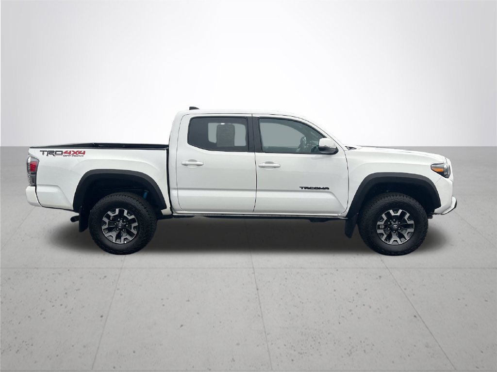 Certified 2023 Toyota Tacoma TRD Off-Road w/ Technology Package AWD/4WD image 7