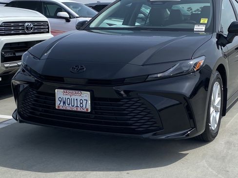 Certified 2026 Toyota Camry LE w/ Convenience Package FWD image 7