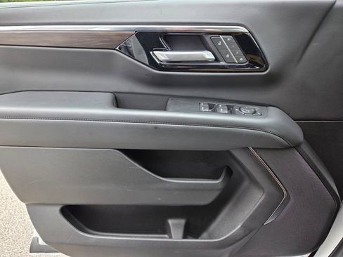 Certified 2025 Chevrolet Tahoe LT image 29