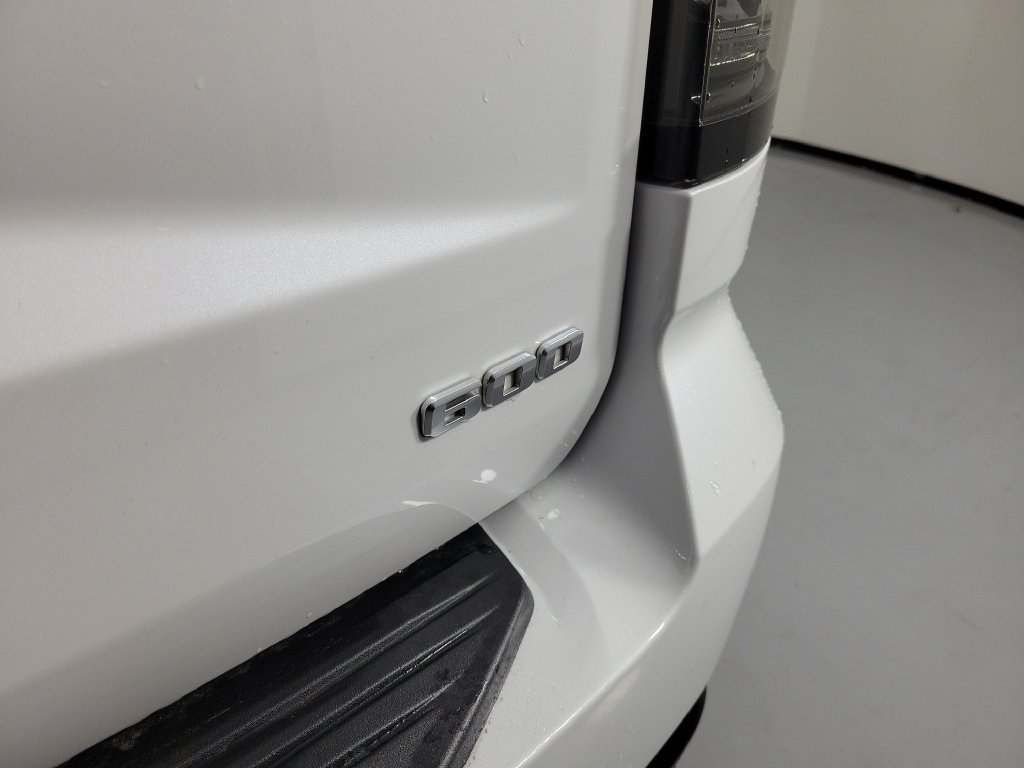 Certified 2025 Cadillac Escalade Sport w/ Touring Package AWD/4WD image 8