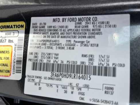 Used 2020 Ford Fusion SE image 21