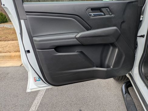 Used 2023 Chevrolet Colorado LT image 10