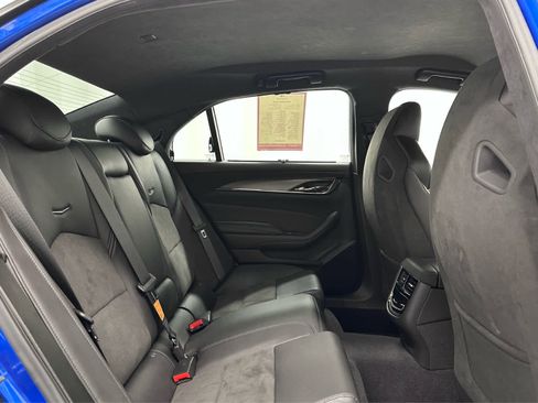 Used 2018 Cadillac CTS V w/ Carbon Fiber Package RWD image 21