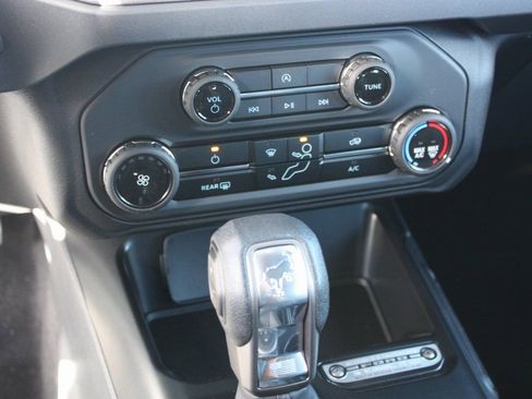 New 2025 Ford Bronco 2-Door w/ Sasquatch Package image 21