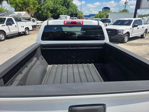 Used 2019 Chevrolet Colorado W/T w/ WT Convenience Package RWD image 8