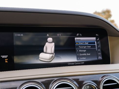 Used 2019 Mercedes-Benz S 560 4MATIC Sedan image 35