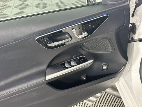 Used 2023 Mercedes-Benz C 300 Sedan image 15