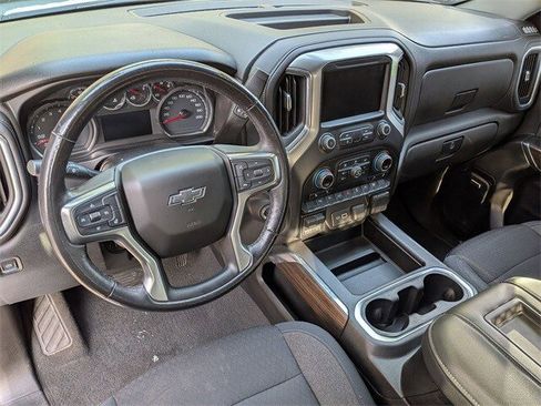 Used 2019 Chevrolet Silverado 1500 RST image 16