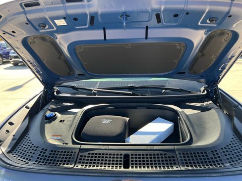 New 2026 Hyundai Ioniq 9 Limited image 42