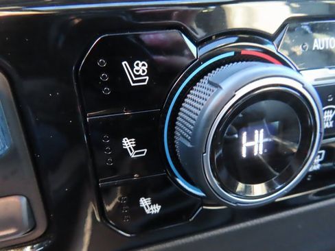 Certified 2025 Chevrolet Silverado 1500 High Country w/ Technology Package image 31