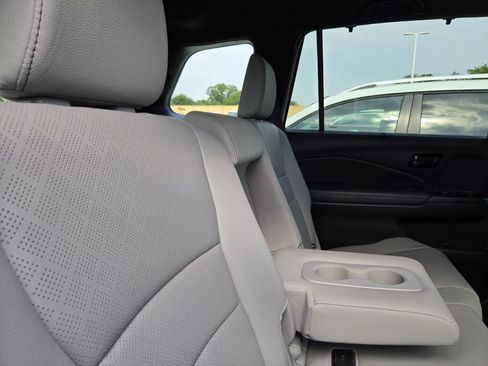 Used 2022 Honda Passport Elite image 13