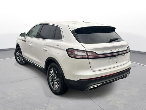Used 2019 Lincoln Nautilus Select image 8