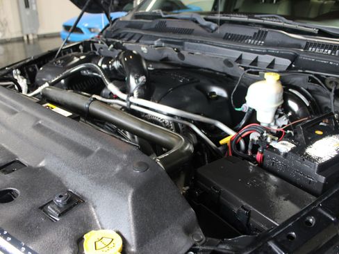 Used 2013 RAM 1500 Laramie image 34