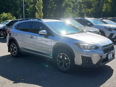 Used 2019 Subaru Crosstrek 2.0i Premium w/ Eyesight System image 2
