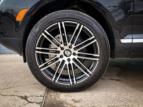 Used 2006 Porsche Cayenne S image 5