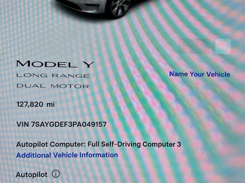 Used 2023 Tesla Model Y Performance image 8