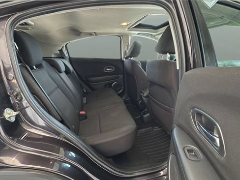 Used 2016 Honda HR-V EX image 17