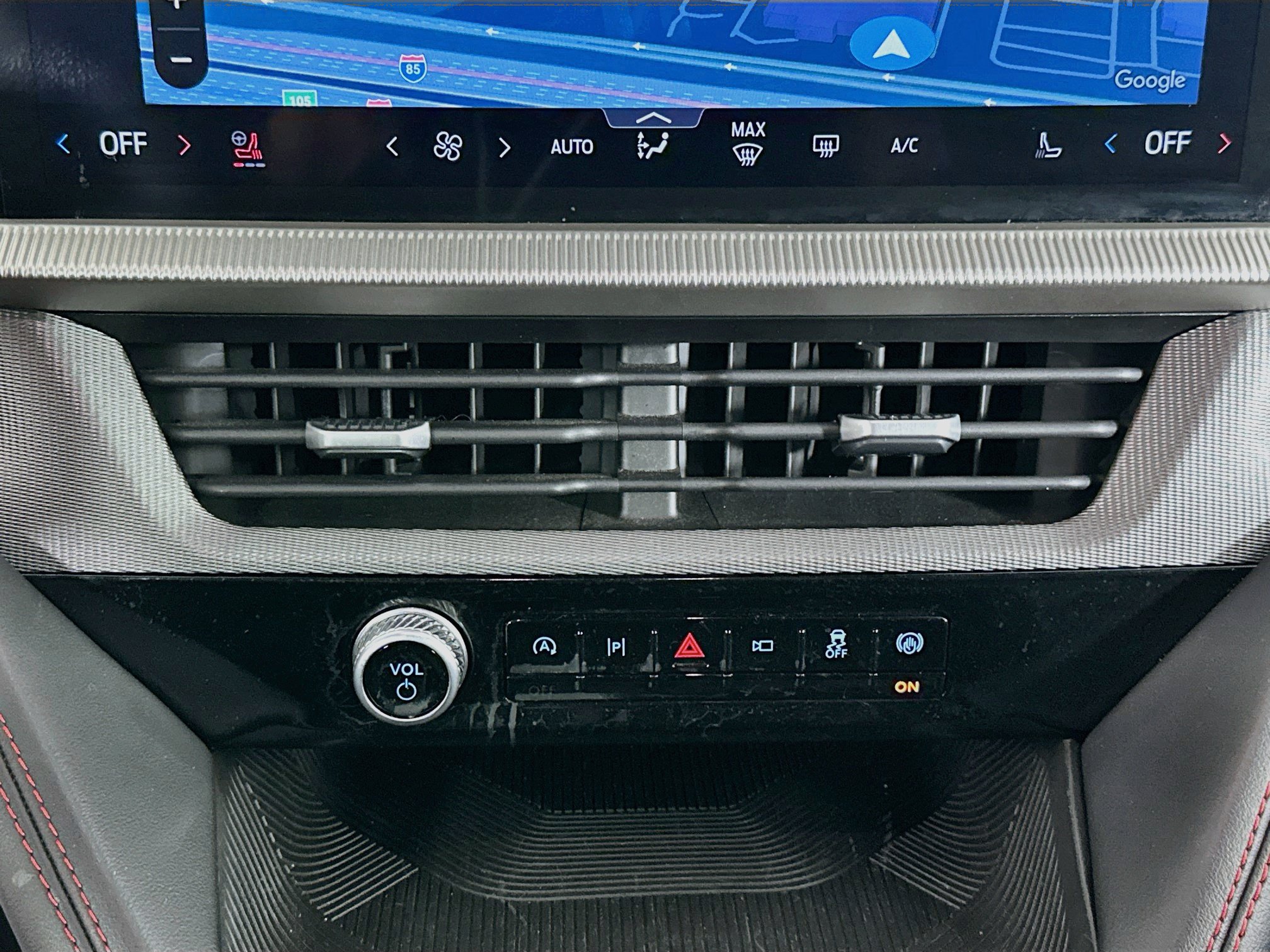 Used 2025 Ford Explorer ST-Line w/ ST-Line Street Pack AWD/4WD image 24