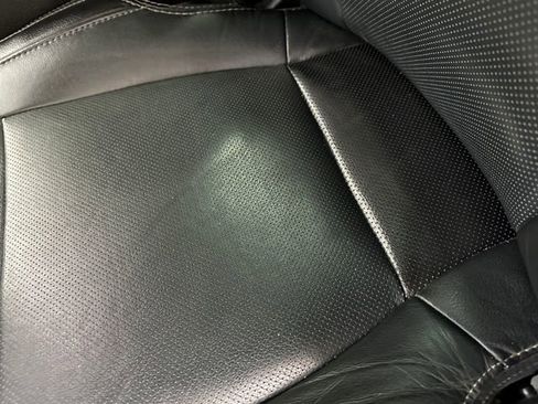 Used 2017 Ford F250 Lariat w/ Chrome Package image 9