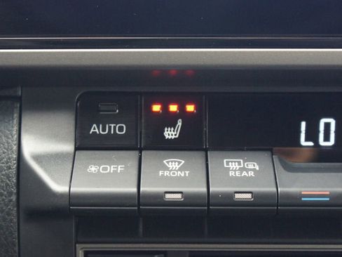 Used 2026 Toyota Camry Hybrid image 7