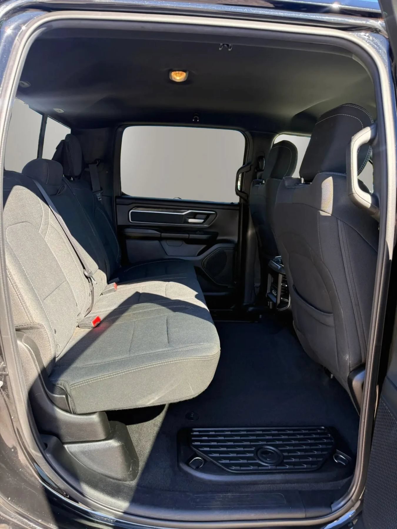 Used 2019 RAM 1500 Big Horn AWD/4WD image 18