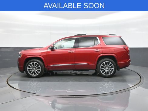 Used 2021 GMC Acadia Denali w/ Denali Ultimate Package AWD/4WD image 4