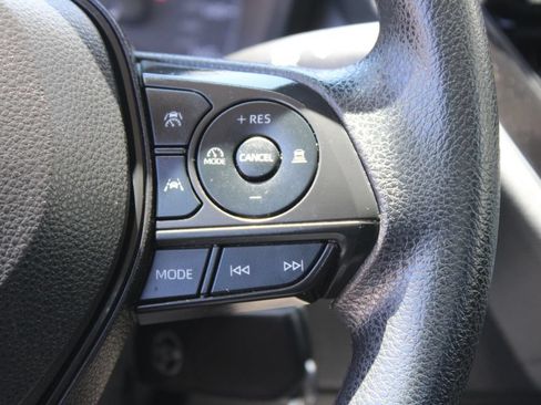 Used 2023 Toyota Corolla LE FWD image 23
