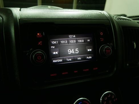 Used 2021 RAM ProMaster 2500 w/ Convenience Group image 37